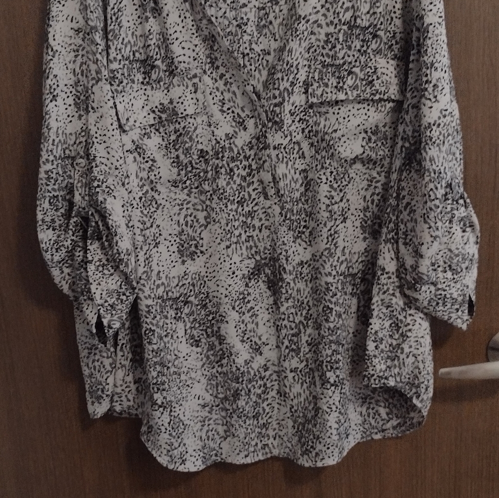 Torrid - Picture 2 of 4